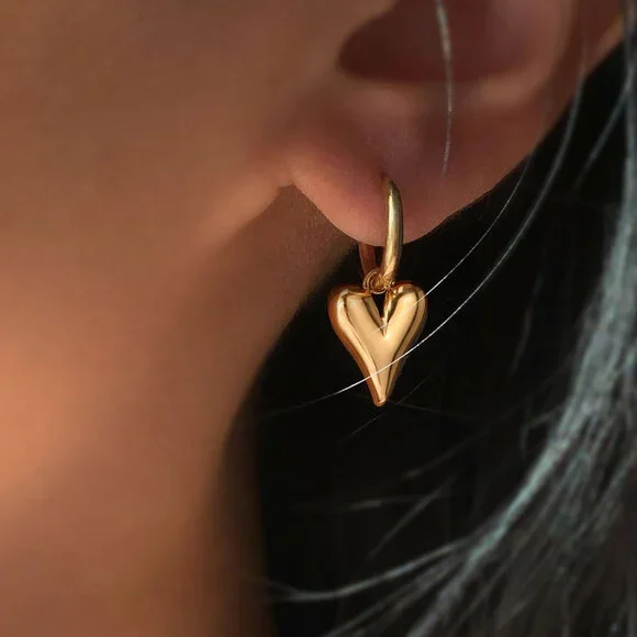 Luxury Heart Pendant Hoop Earrings 18K Gold Plated Stainless Steel - Picture 4 of 11